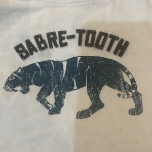 Gymboree saber tooth tiger 100% cotton white long sleeve top jersey boys size 5
